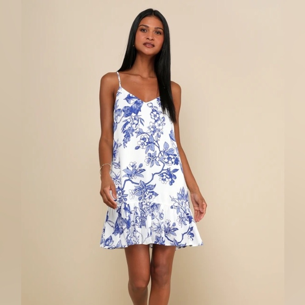 Lulu’s Blue and White Floral Ruffle Shift Dress | XL Mini sundress